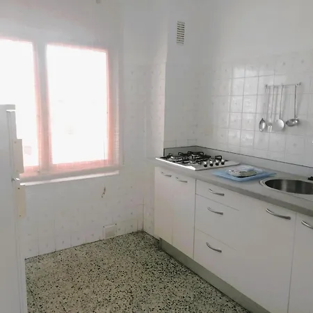 En 2ª Linea De Playa Con Terraza, Parking Y Wifi, Cerca De Comercios. - Es-258-119 Roses